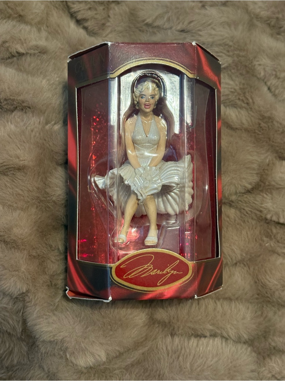 1998 Carlton Cards Heirloom Collection Marilyn Monroe Christmas Ornament